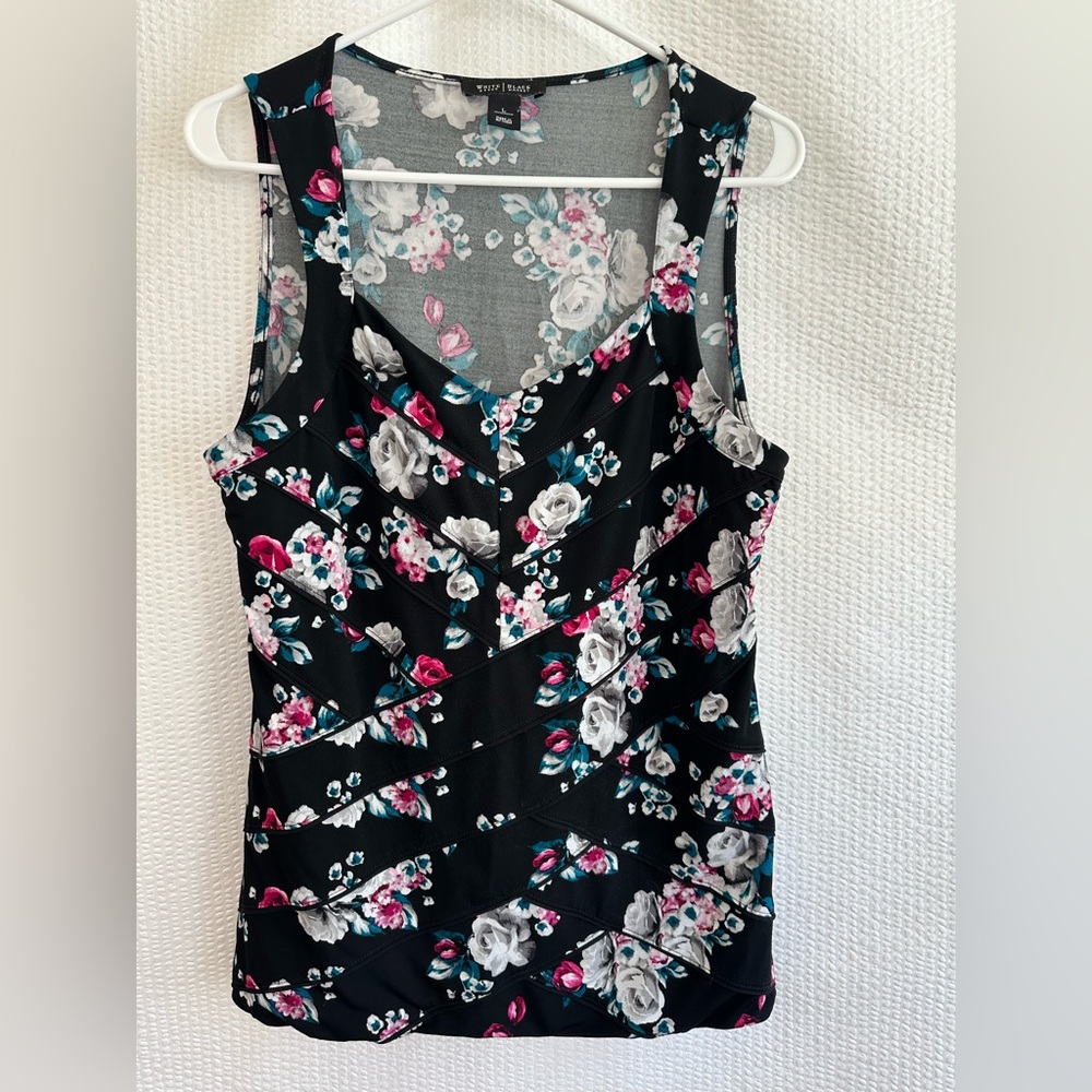 WHITE HOUSE BLACK MARKET Black Pink Floral Sleeveless V Neck Blouse Size Large